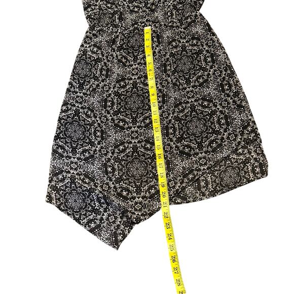 BCBGeneration Elegant Black and White Patterned Dress, Size SM, Dinner Cocktail - Picture 9 of 13